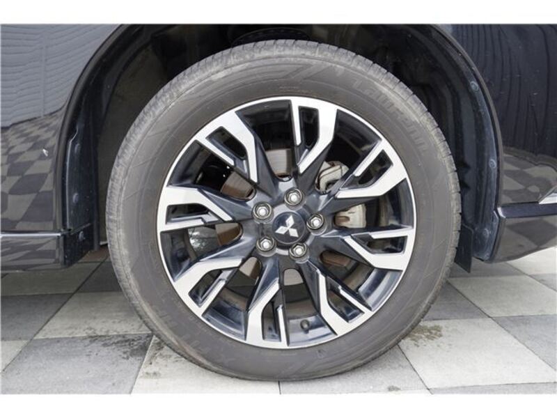 OUTLANDER PHEV
