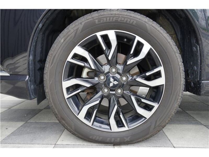 OUTLANDER PHEV