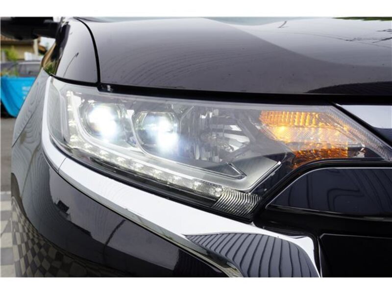 OUTLANDER PHEV