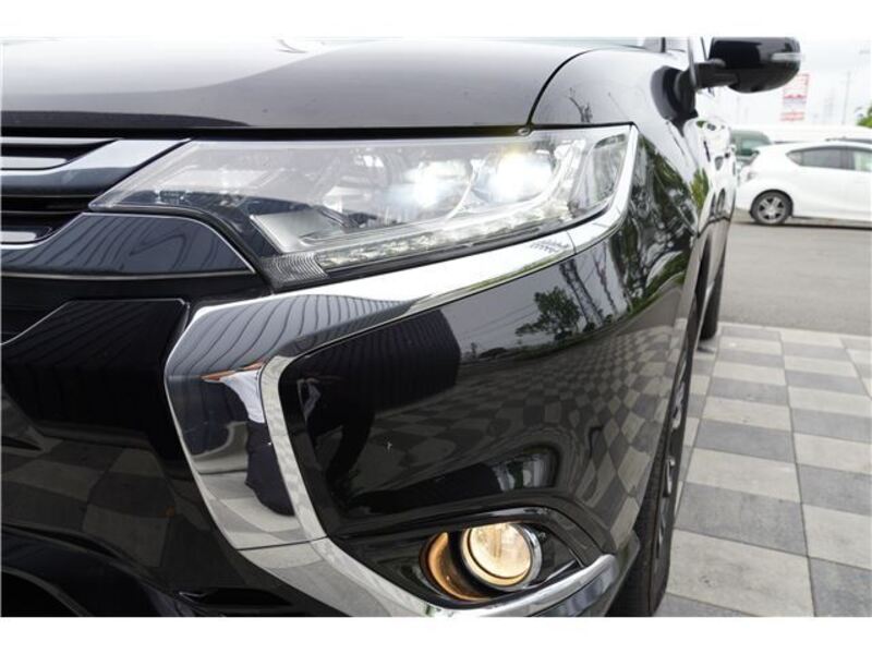 OUTLANDER PHEV
