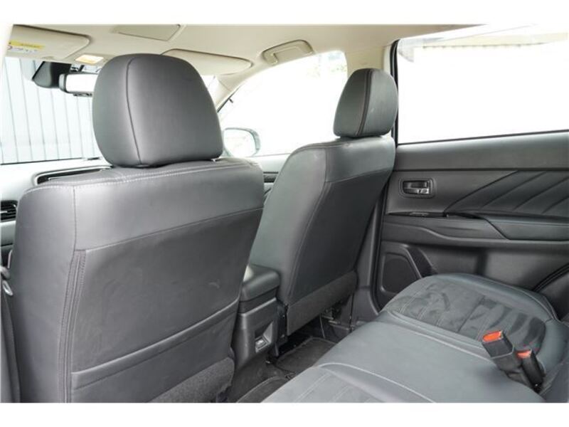 OUTLANDER PHEV