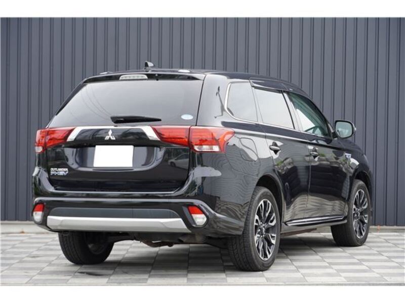OUTLANDER PHEV