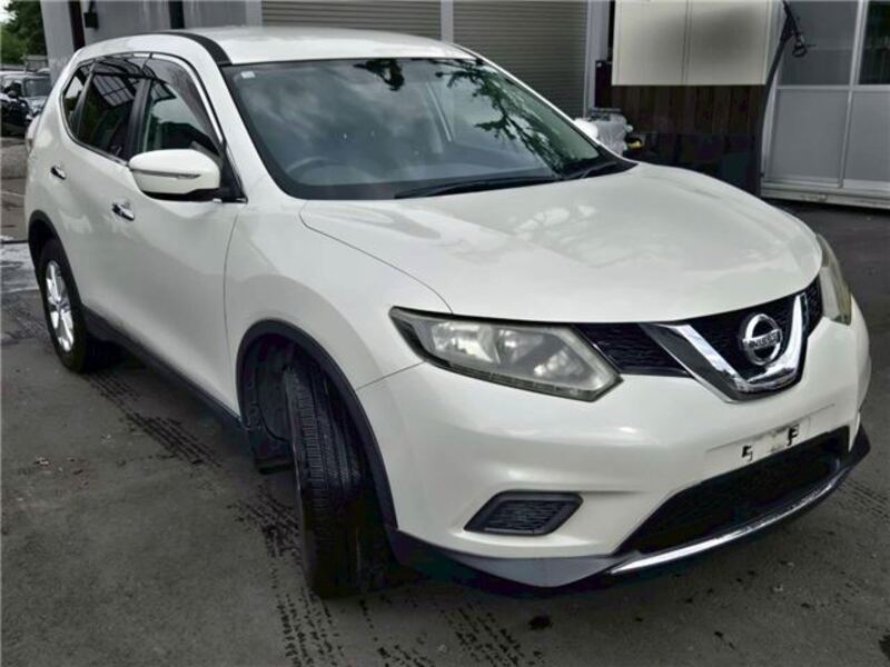 X-TRAIL