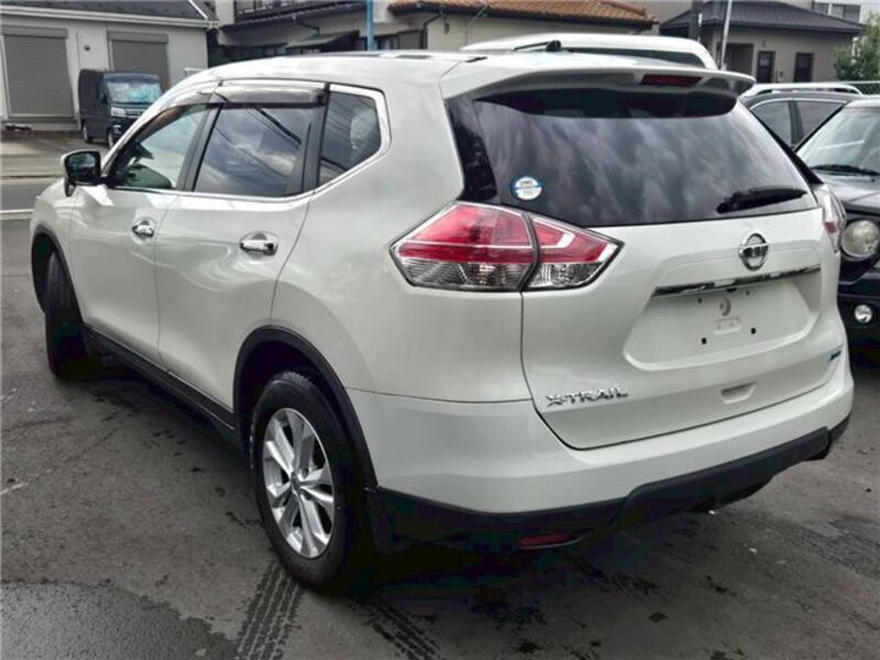 X-TRAIL