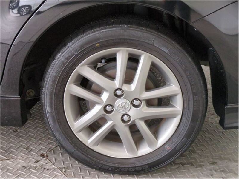 COROLLA FIELDER