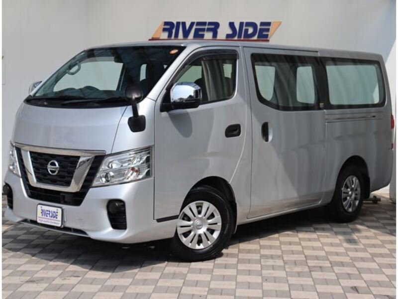NV350 CARAVAN-0