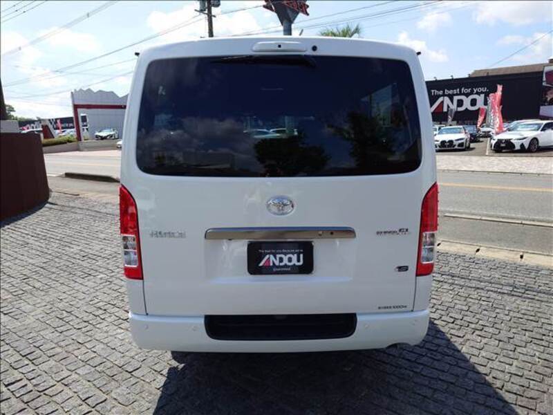 HIACE