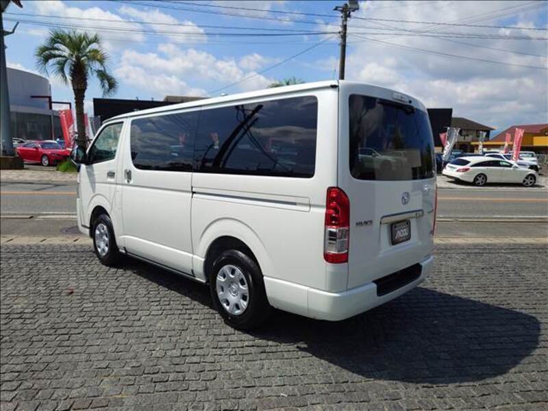 HIACE