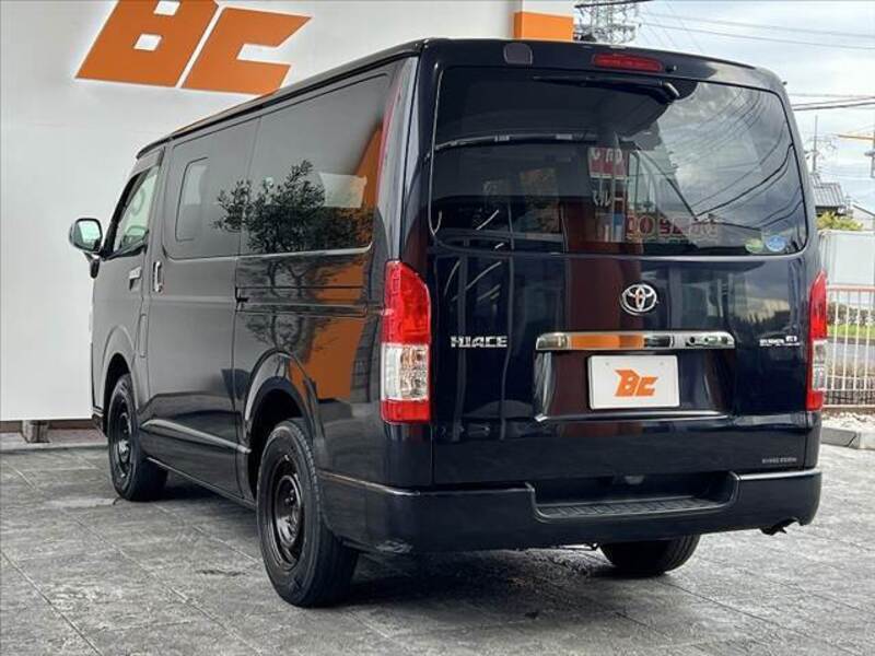 HIACE VAN