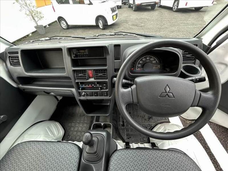 MINICAB TRUCK