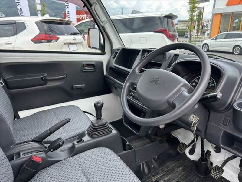 MINICAB TRUCK