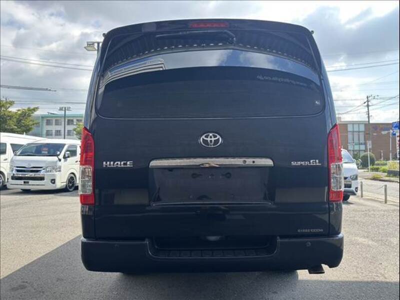 HIACE VAN