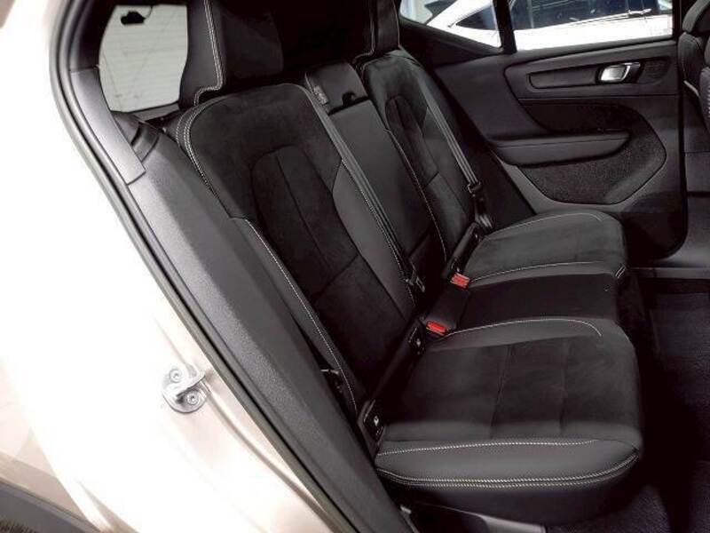 XC40