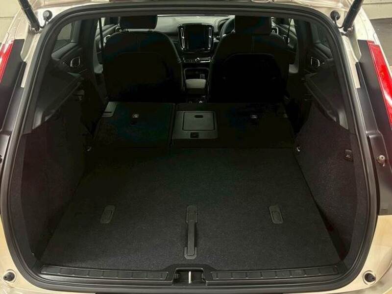 XC40