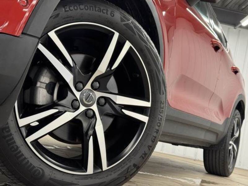 XC40