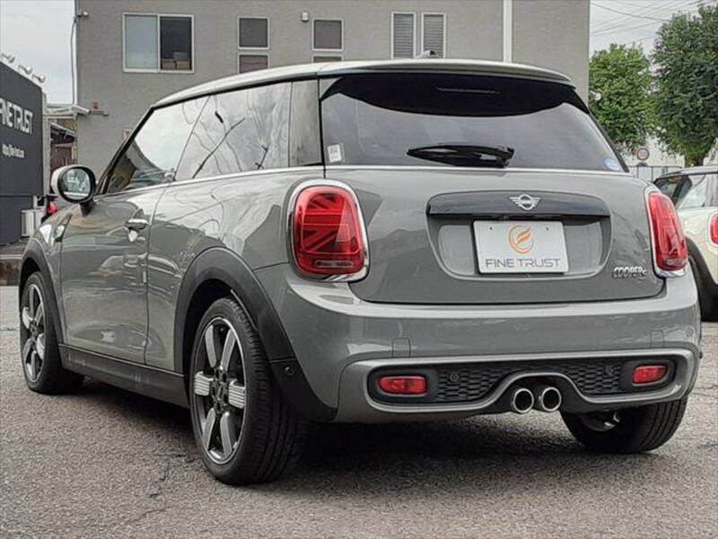 MINI