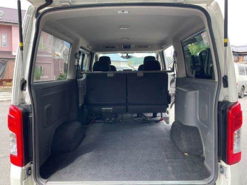 NV350 CARAVAN