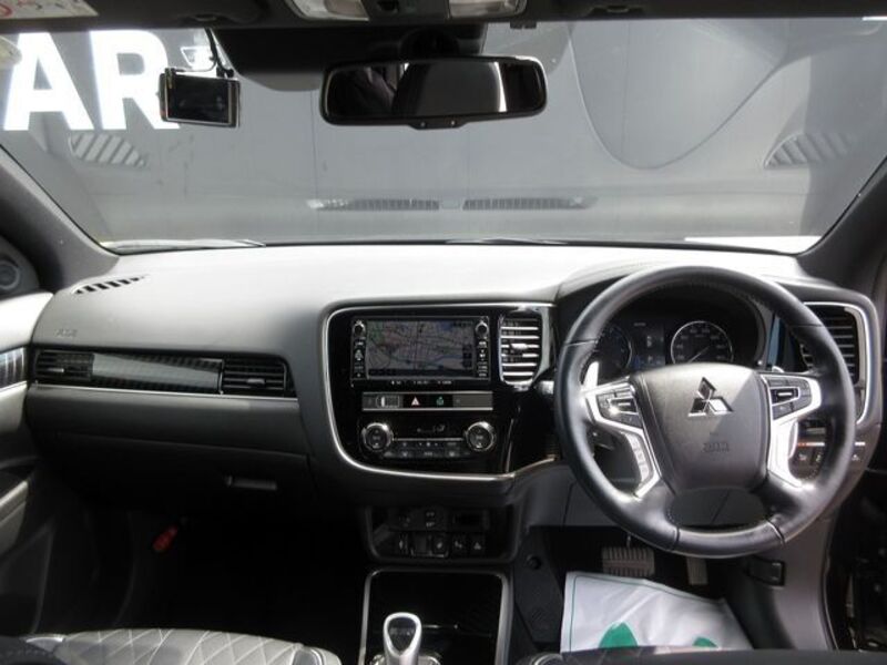 OUTLANDER PHEV