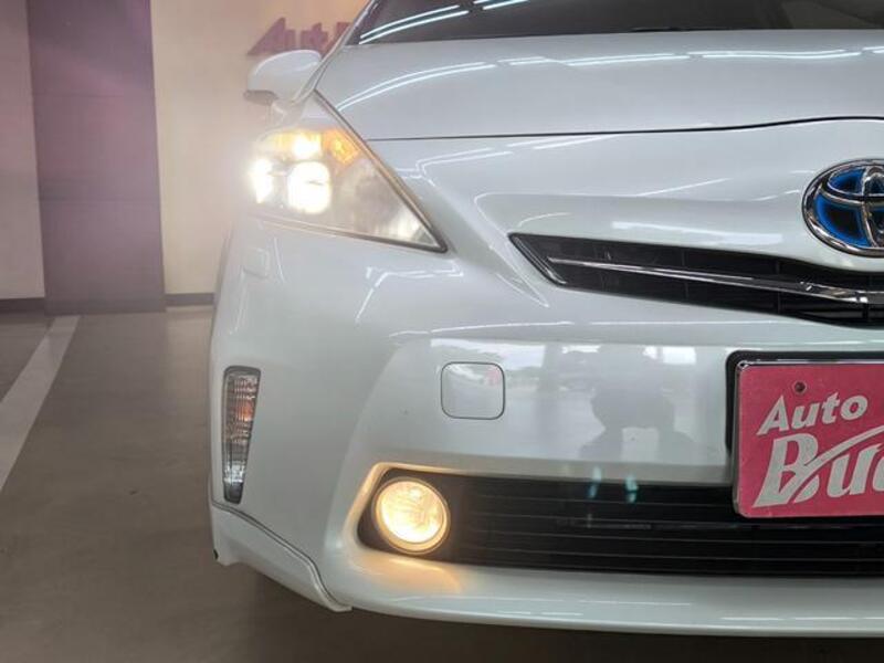 PRIUS ALPHA