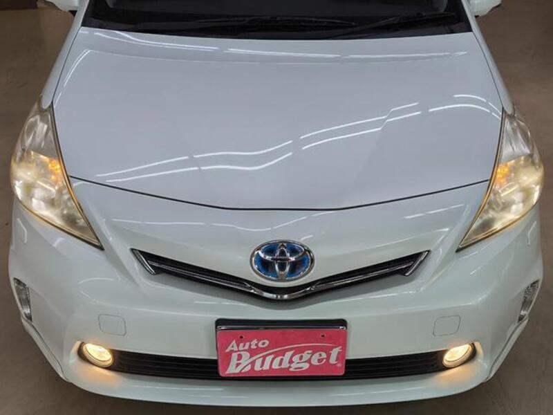 PRIUS ALPHA