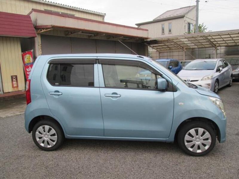 WAGON R