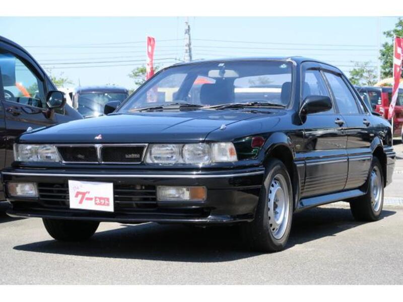 MITSUBISHI GALANT