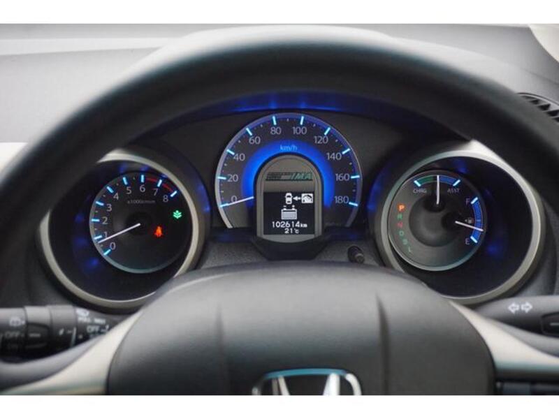 FIT HYBRID