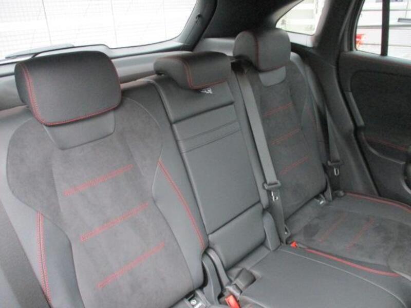 GLA CLASS