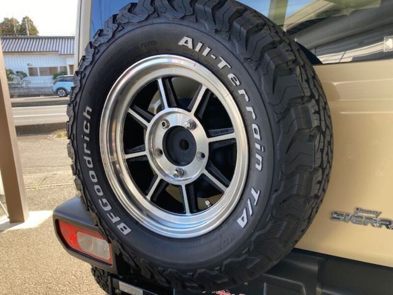 JIMNY SIERRA