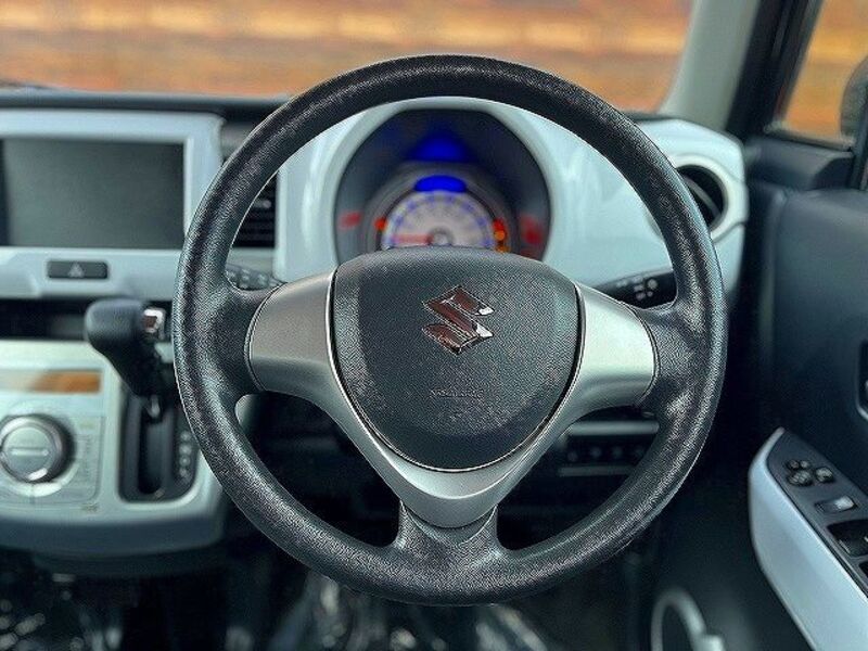 HUSTLER