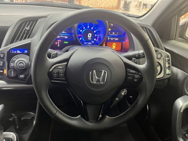 CR-Z