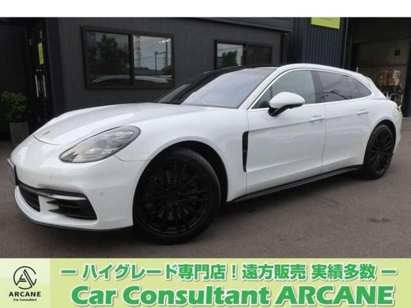 PORSCHE PANAMERA