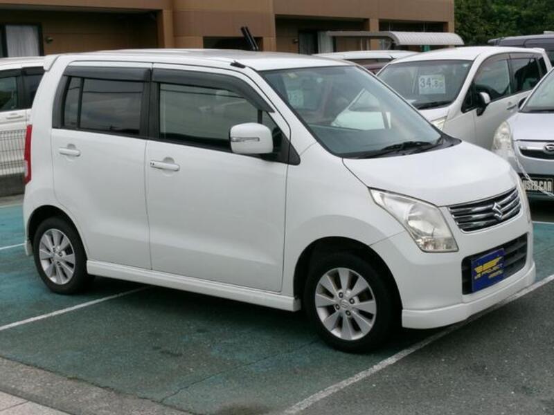 WAGON R