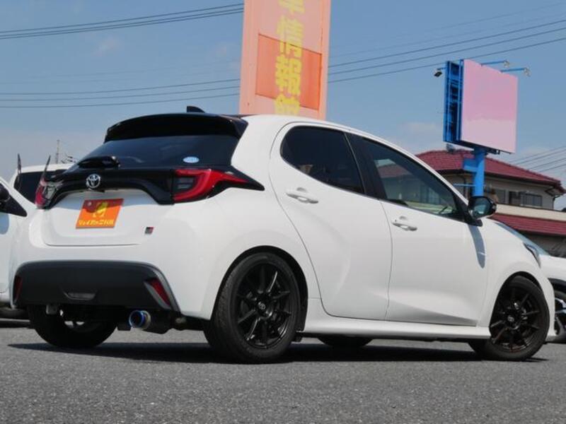 YARIS
