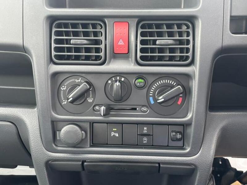 MINICAB TRUCK