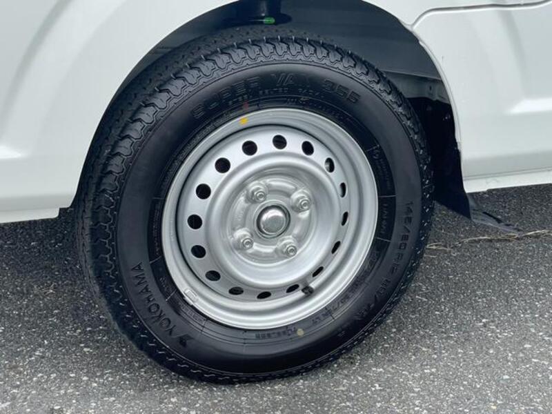 MINICAB TRUCK