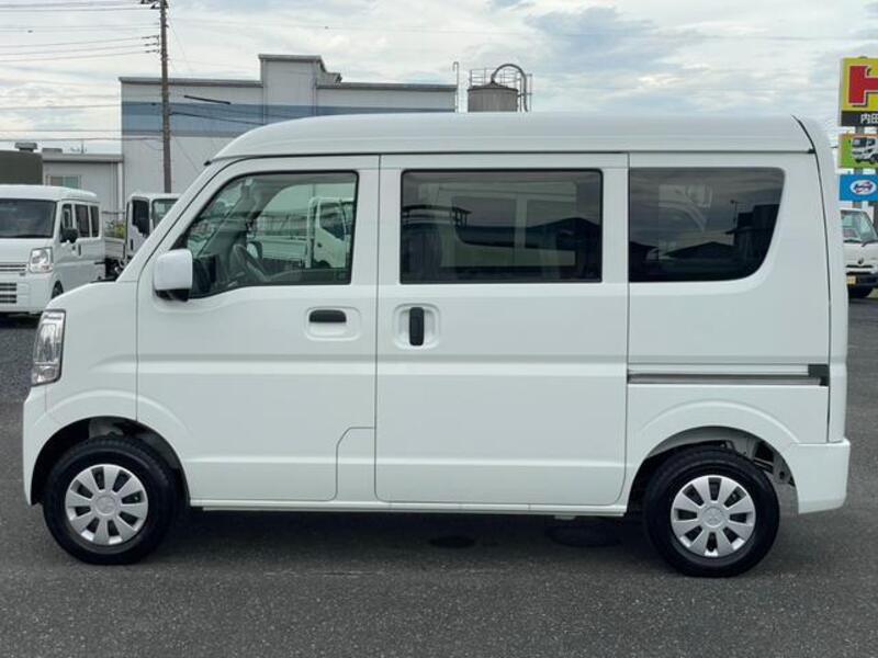 MINICAB VAN