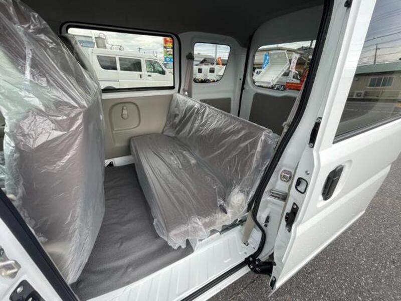 MINICAB VAN