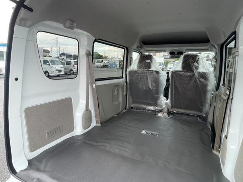 MINICAB VAN