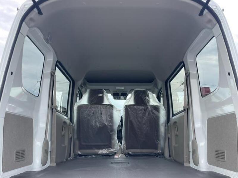 MINICAB VAN