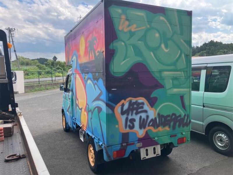 CARRY TRUCK