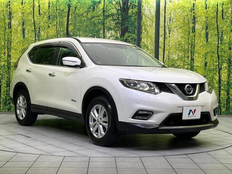 X-TRAIL