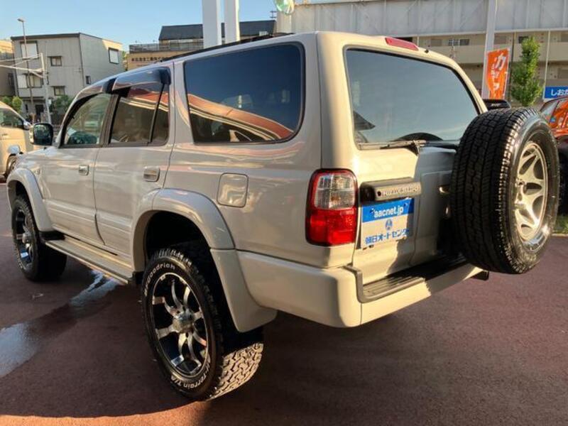 HILUX SURF