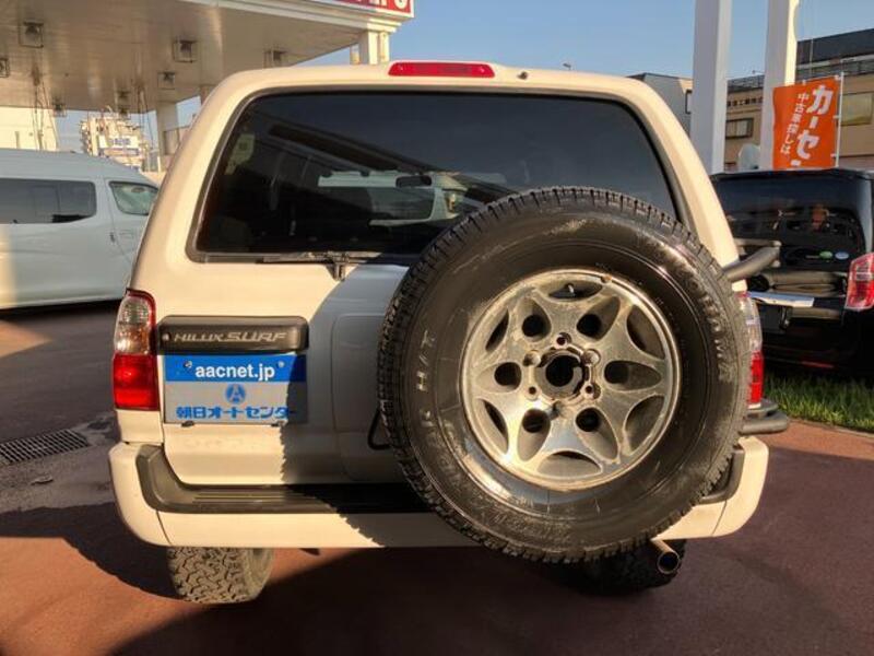 HILUX SURF