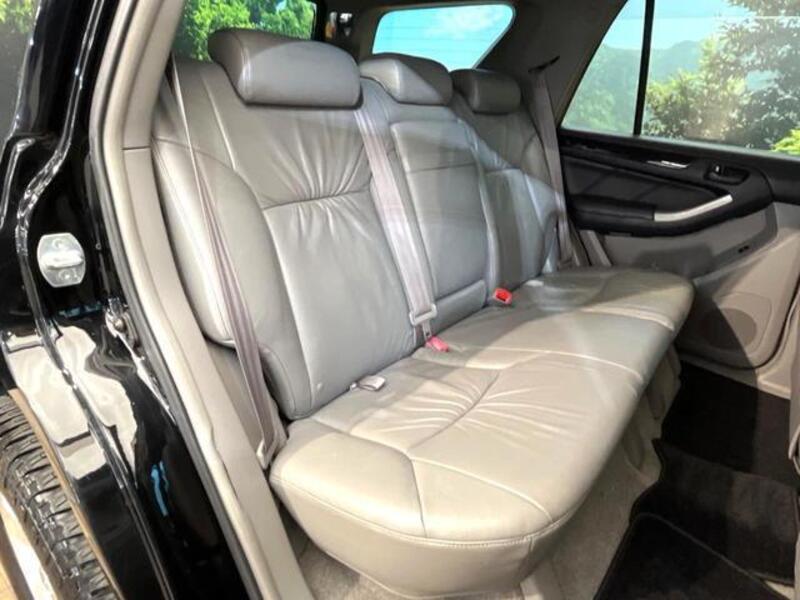 HILUX SURF