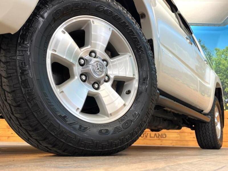 HILUX SURF