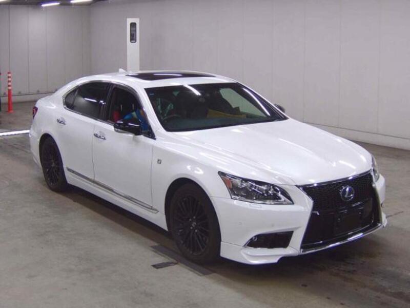 LEXUS LS