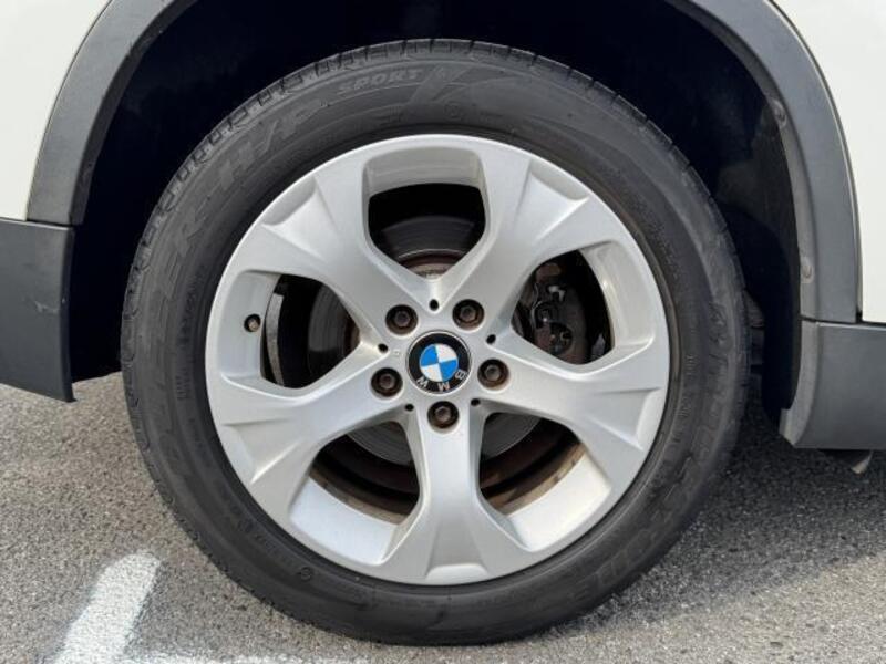 X1