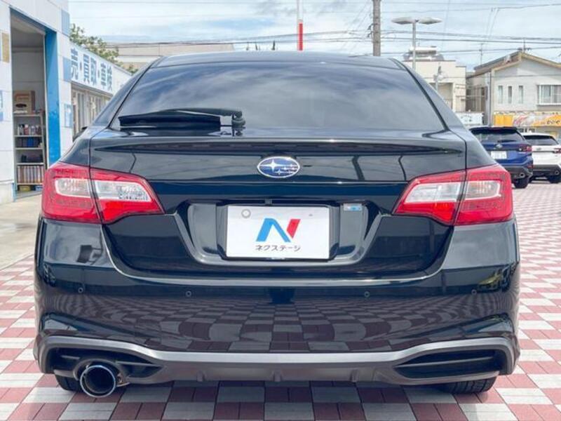 LEGACY B4