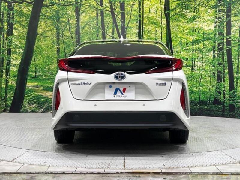 PRIUS PHV
